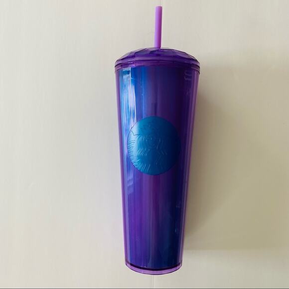 StarbucksIridescent Jeweled Dome Lid Venti Tumbler Summer 2022 Release